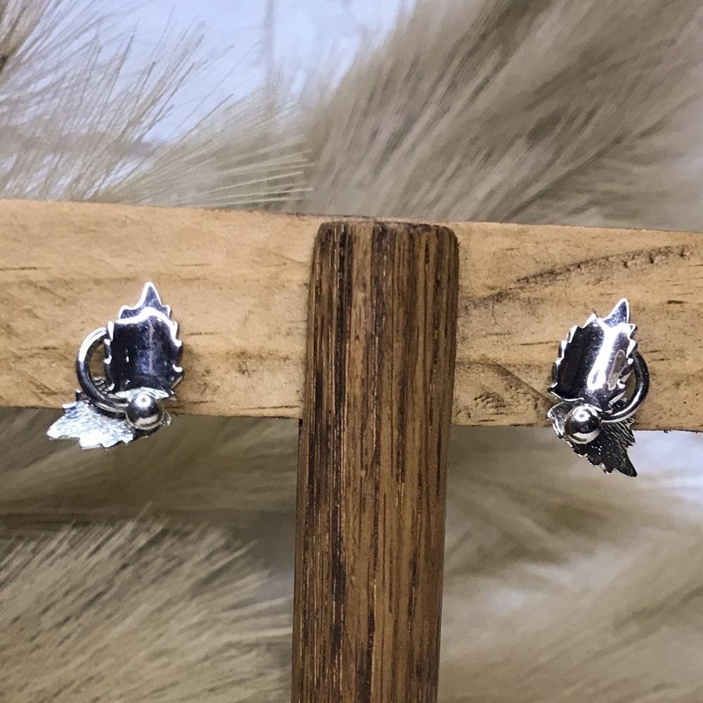 Vintage Silver Holly Leaf Screw-On Earrings